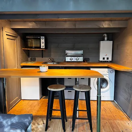 Petite Maison Entre Et Foret En Pleine Nature Holiday home *